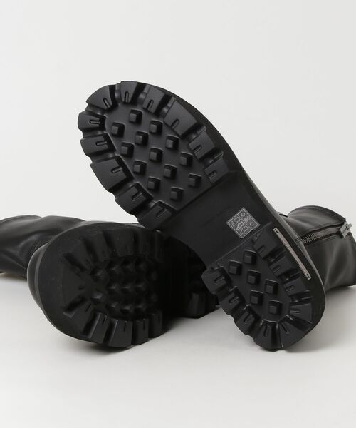 CHARLES ＆ KEITH（チャールズ&キース） 「CHARLES & KEITH」 ショート