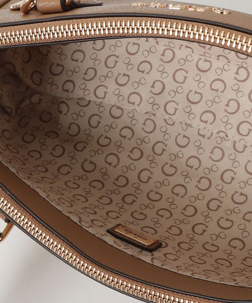 GUESS（ゲス） ショルダーバッグ バッグ CLAUDIA Satchel ハンドバッグ