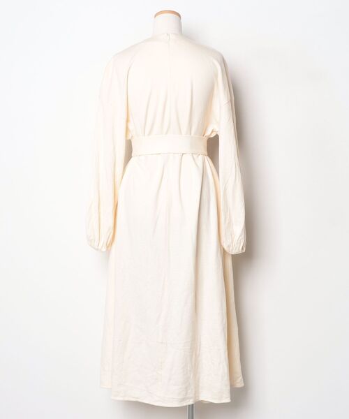 「ebure」 長袖ワンピース 38 ベージュ レディース_画像2