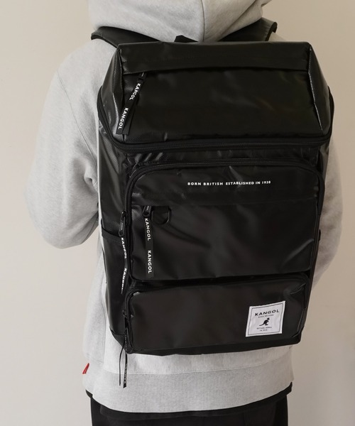 KANGOL BIG タグ ボックス スクエア リュック ブラックホワイト KANGOL デイバック リュック 「 / カンゴール 」 BIG タグ
