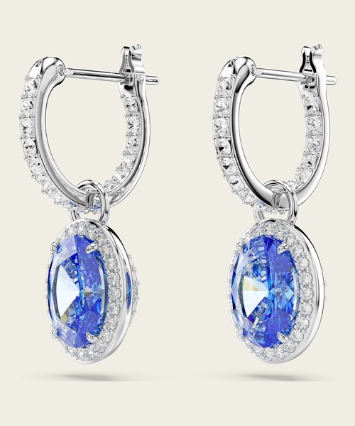 Swarovski ブルークリスタルピアス - メルカリ