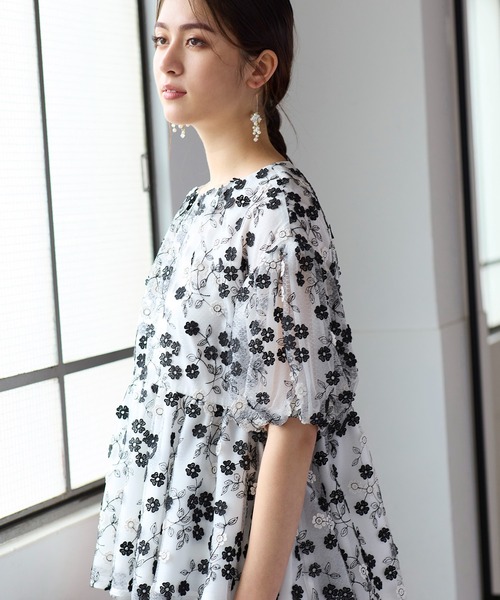 Audie a Muses オーディア ミューズ　フラワー刺繍ブラウス　42 Audie a Muses ブラウス シャツ フラワー刺繍ブラウス