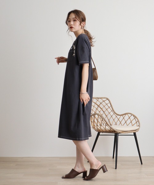 Quelle Chance（ケルシャンス） ワンピース 配色ステッチポケット刺繍