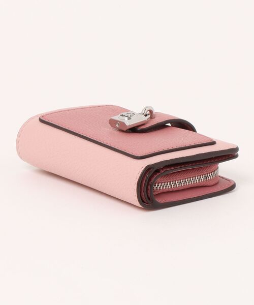 MICHAEL KORS（マイケルコース） 財布 SCARLETT タブ ポケット