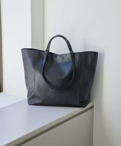 ear PAPILLONNER（イア パピヨネ） トートバッグ - ブラック