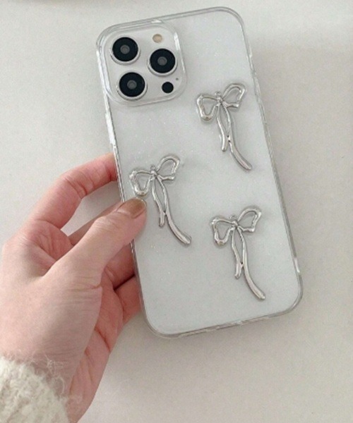 SALE！iPhone 13 Pro 本体とシルバー ケース 2個セット！ SALE！iPhone 13 Pro 本体とシルバー ケース 2個セット！