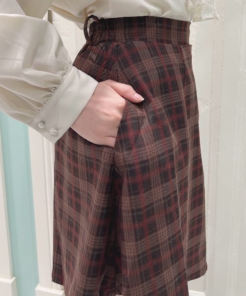 新品未使用 HOLIDAY ウォッシュドチェックラッフルストラップミニスカート ダブルベルトチェックミニスカート – Darich (ダーリッチ)