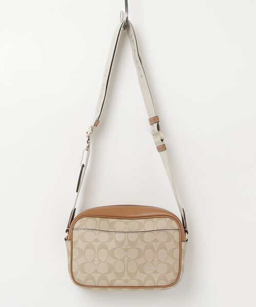 新品 COACH コーチ ベージュ ショルダーバッグ 中古・古着通販】COACH (コーチ) ショルダーバッグ ベージュ｜ブランド