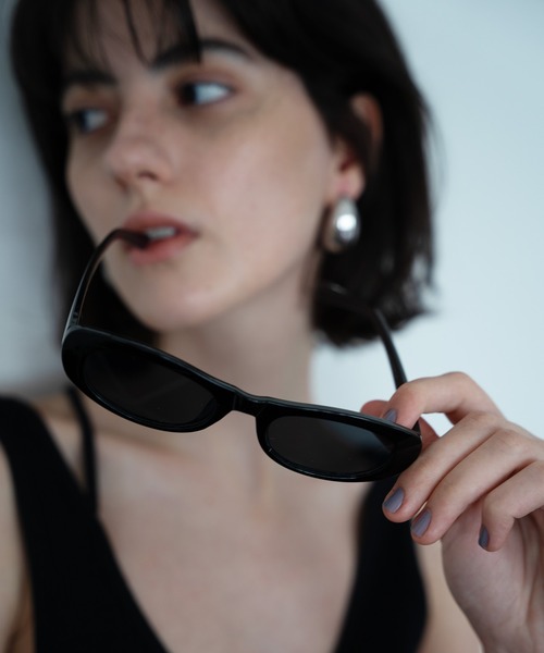 「NUEF 」 サングラス FREE ブラック レディース_画像4