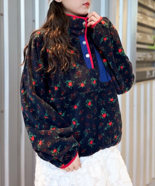 w closet（ダブルクローゼット） tシャツ 花柄フリースプルオーバー