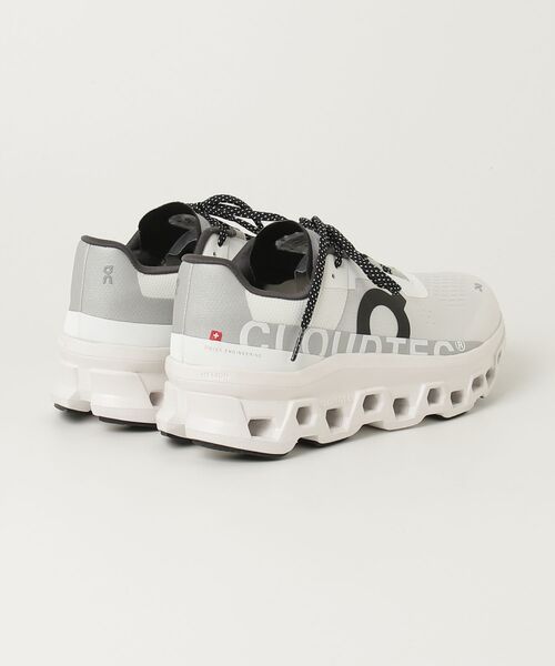 「On」 ローカットスニーカー 27cm ホワイト メンズ_画像2