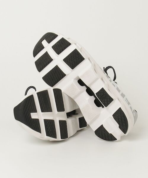 「On」 ローカットスニーカー 27cm ホワイト メンズ_画像3