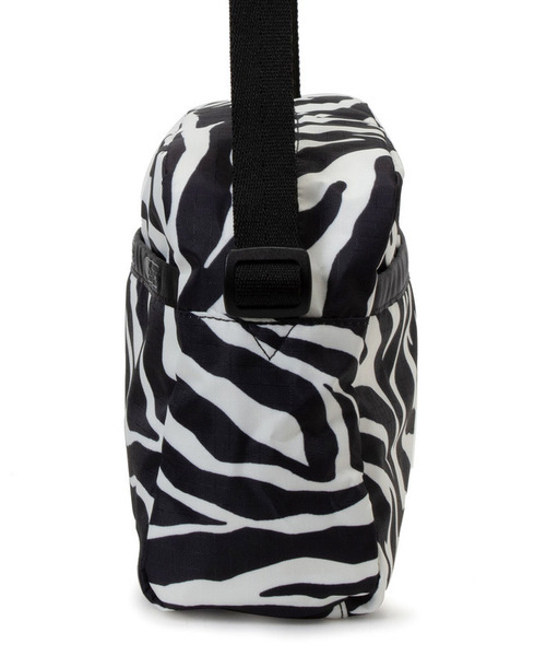 ショルダーバッグ バッグ DANIELLA CROSSBODY クリームブラックゼブラ レディースの画像