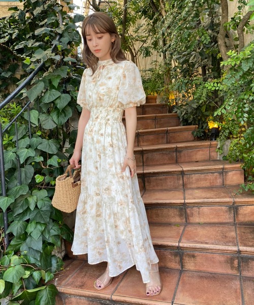初回限定お試し価格 ワンピース 水彩花柄シャーリングワンピース Honeymoon Style