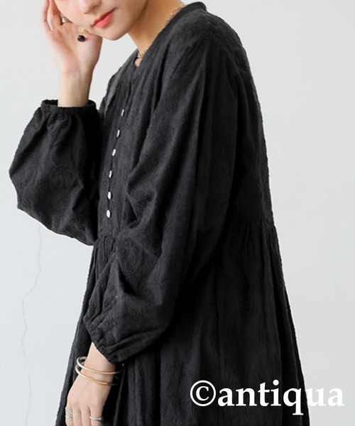 antiqua（アンティカ） ワンピース 刺繍デザインコットンワンピース