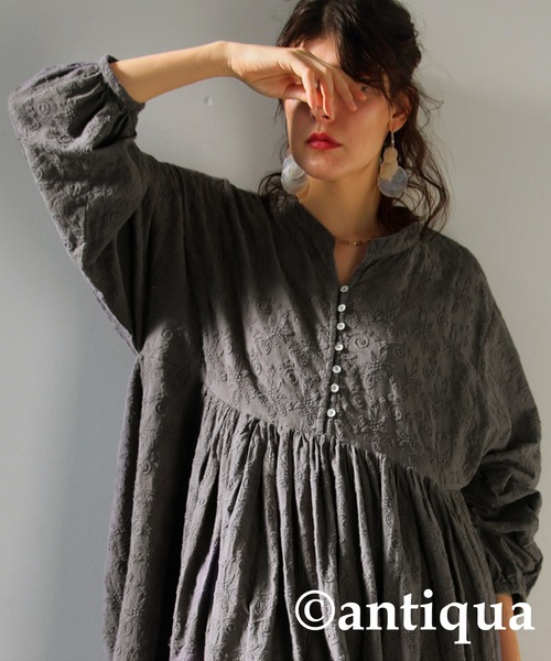 antiqua（アンティカ） ワンピース 刺繍デザインコットンワンピース