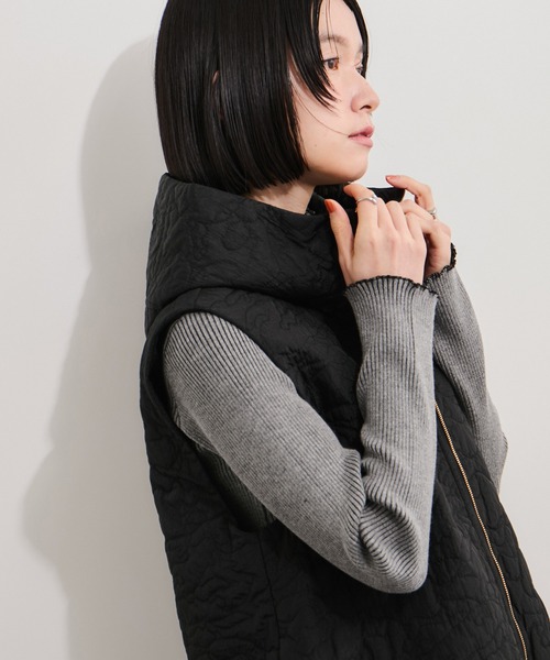 le cercle par rope フード付きキルティングファーベスト 美品 le cercle par rope フード付きキルティングファーベスト 美品 - メルカリ