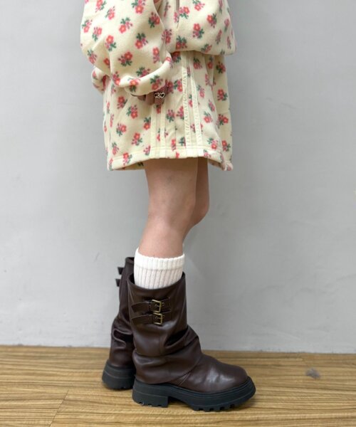 w closet（ダブルクローゼット） スカート 花柄フリースミニスカート