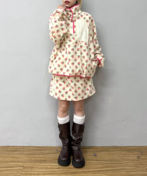 w closet（ダブルクローゼット） スカート 花柄フリースミニスカート