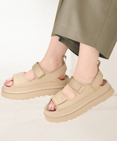 UGG Australia（アグオーストラリア） 厚底 ugg サンダル 「国内