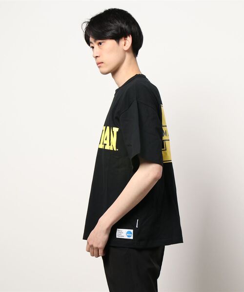 【希少】 nike NCAA 半袖Tシャツ Sサイズ ナイキ NIKE DF VERBIAGE S／S Tシャツ HJ3614 100 半袖Tシャツ