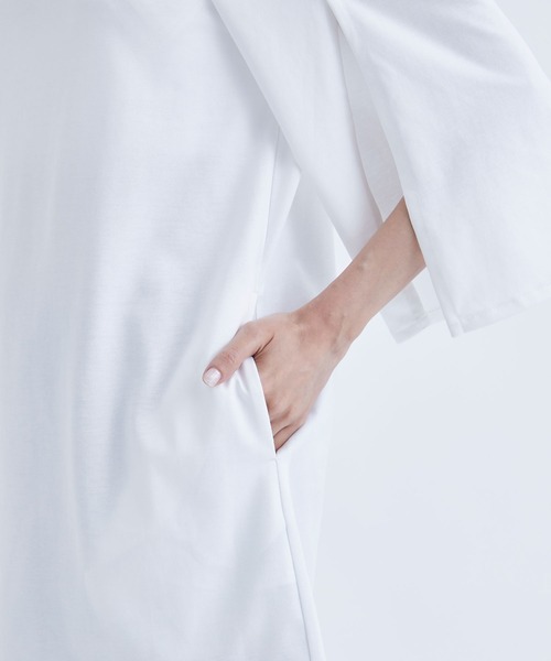 CINOH tシャツ 「CINOH/チノ」別注 slit sleeve dress Tee CINOH tシャツ 「CINOH/チノ」別注 slit sleeve dress Tee