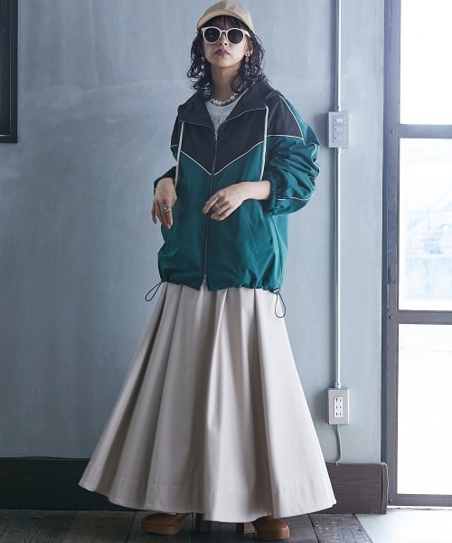 GEVS.（ジェイヴィス） スカート フェイクレザータックフレアマキシ