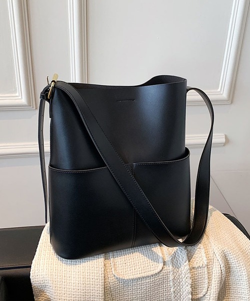 スクエア ショルダーバッグ　ハンドバッグ　2 kiehtova】2WAY LEATHER SQUARE BAG/2ウェイ レザー スクエア