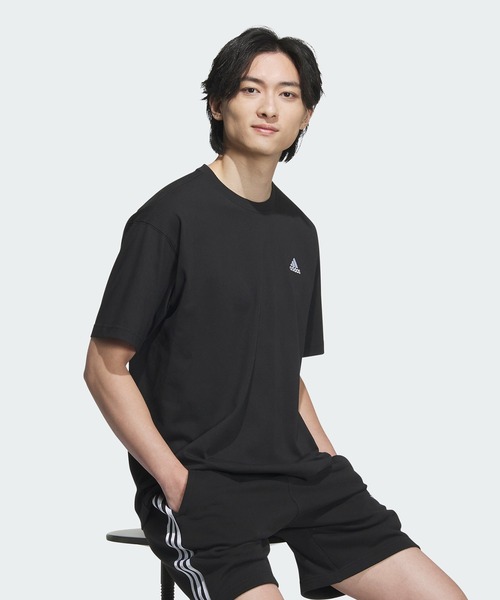 adidas ルーズフィット スモールロゴ 半袖 Tシャツ 送料込 adidas tシャツ エッセンシャルズ プラス ルーズフィット