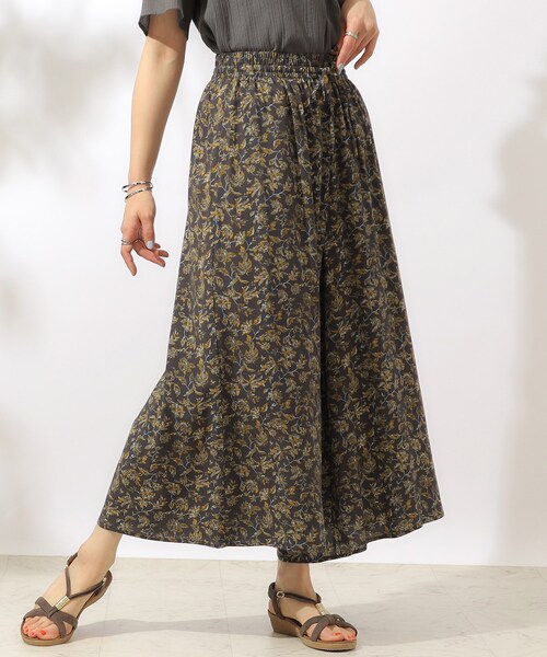 SHOO・LA・RUE パンツ コーデのアクセントに とろみ総柄ガウチョ