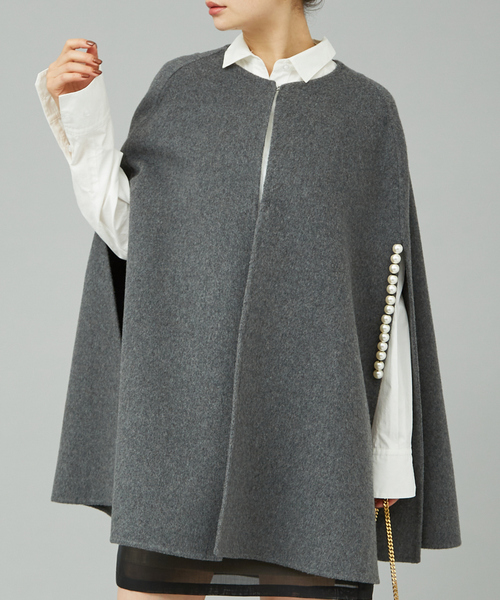 カシミヤ50％　ウール50％　ブルーフォックス　ポンチョ　ケープ　コート　黒 カシミヤ50％ウール50％ブルーフォックスポンチョケープコート黒