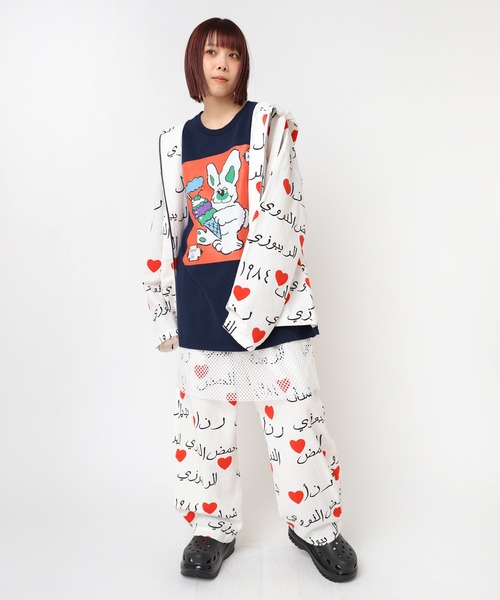 RNA（アールエヌエー） パーカー B2898 アラビアンハートZIP UP