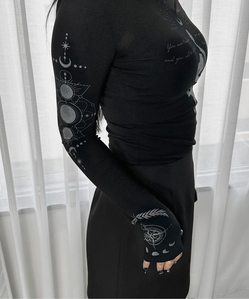 LVEU.（ラブユ） tシャツ 「LVEU.」タトゥープチハイネックトップス