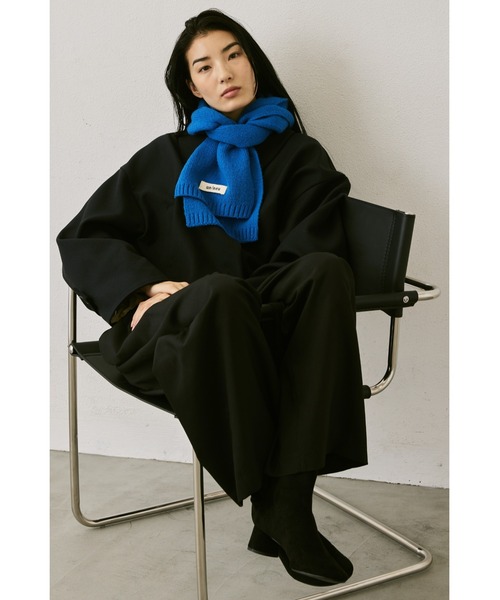 near様•*¨*•.¸♬︎ノベルティマフラー 新品未使用 un/neu マフラー ストール シンプルウールカラーマフラー / コンパクト