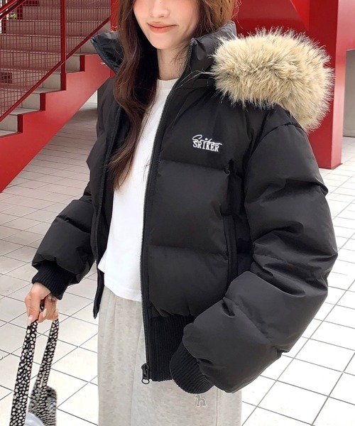 SHEENA（シーナ） ブルゾン アウター ワンポイント刺繍ロゴファー 