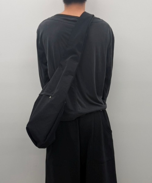 CONZ ショルダーバッグ OVELT BAG/ショルダーバッグ/カーブシルエット