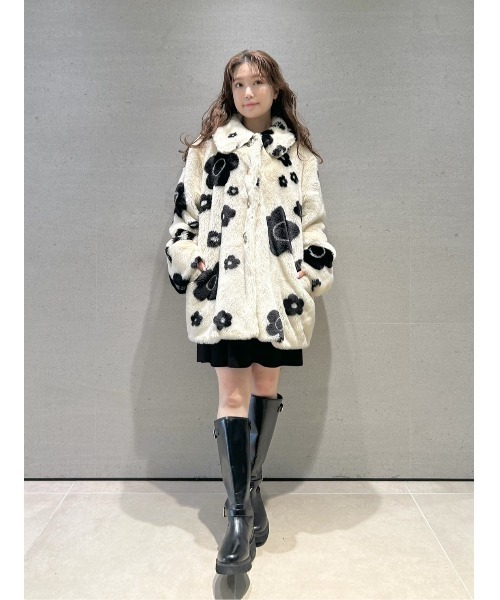 LILY BROWN（リリーブラウン） ジャケット ノーカラージャケット