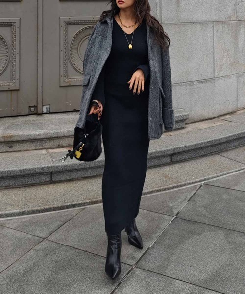 エストレジャ　ニットワンピース　チャコール esutoreja（エストレジャ） ワンピース Vネックリブニットワンピース