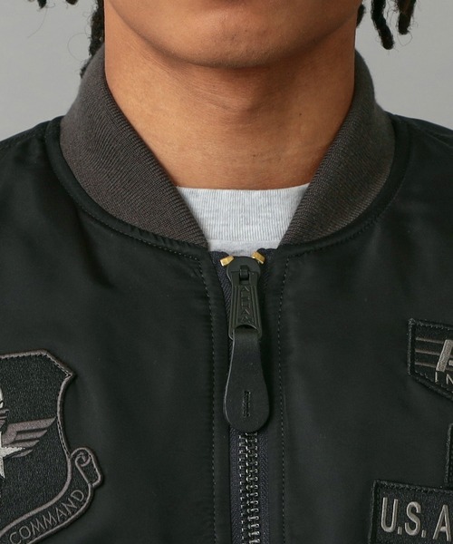「Alpha Industries」 ナイロンブルゾン LARGE グレー メンズの画像
