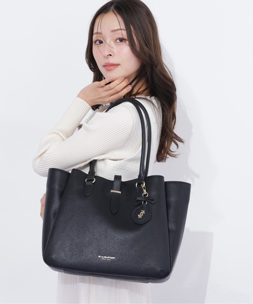 チュールヤーン パステルカラー 編み込 レディーストートバッグ チャーム付き JILL by JILL STUART（ジルバイジルスチュアート） トートバッグ