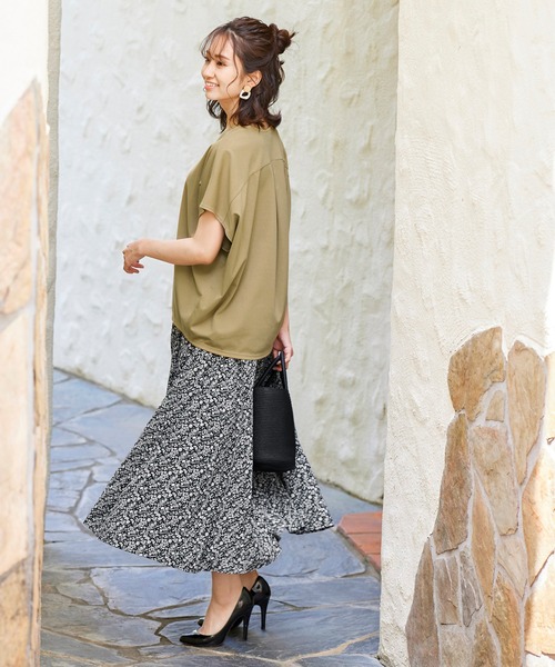 Tiaclasse スカート ふんわりシルエットの三角切替柄ロングスカート