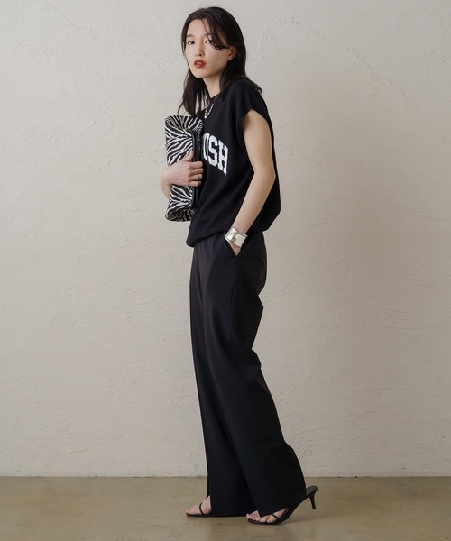 【新品未使用】ラウンジドレス　ノースリニット LOUNGEDRESS（ラウンジドレス）の「タックノースリーブニット