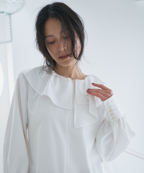 Audrey and John Wad ブラウス シャツ アシンメトリーフリルカラー