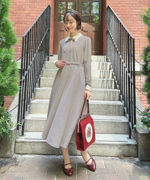 新品同様　ブリーフィング　ワンピース　Mサイズ　グレー an another angelus（アンアナザーアンジェラス） ワンピース