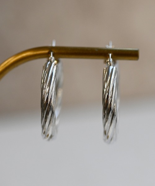 「sowi」 ピアス（両耳用） フリ- シルバー レディース_画像3