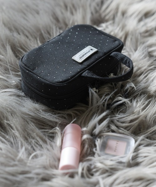 ARTISAN&ARTIST（アルティザン・アンド・アーティスト） ポーチ