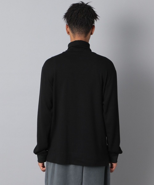 「NUMERALS」 長袖Tシャツ MEDIUM オフホワイト メンズ_画像9