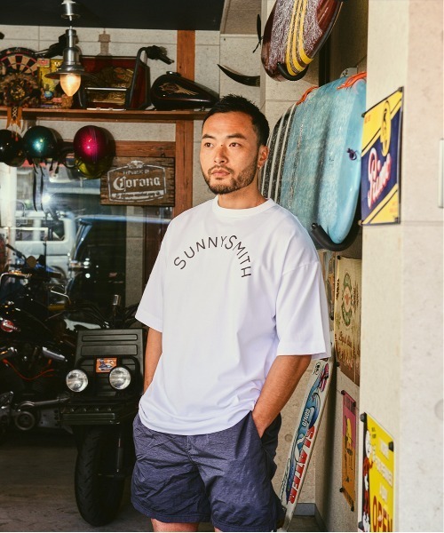 「Sunny Smith」 半袖Tシャツ LARGE オフホワイト メンズ_画像7