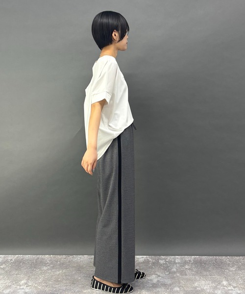 NICOLE white（ニコルホワイト） パンツ 大人カジュアル サイドライン