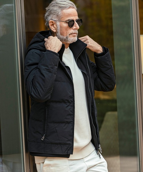 AKM Contemporary（エイケイエムコンテンポラリー） ダウンジャケット